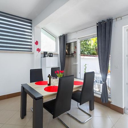 Family Apartment Romina Vrsar Zewnętrze zdjęcie